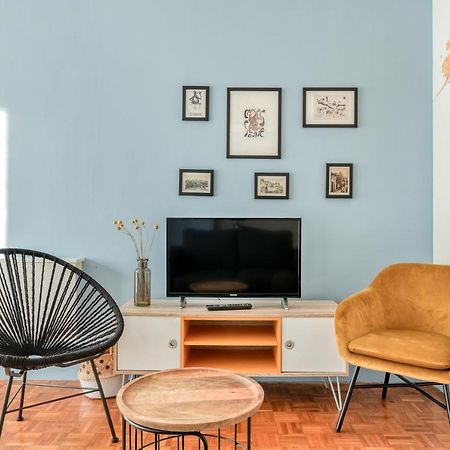 Les Couleurs Du Monde ! Parking Et Balcon Apartment Carcassonne Exterior foto