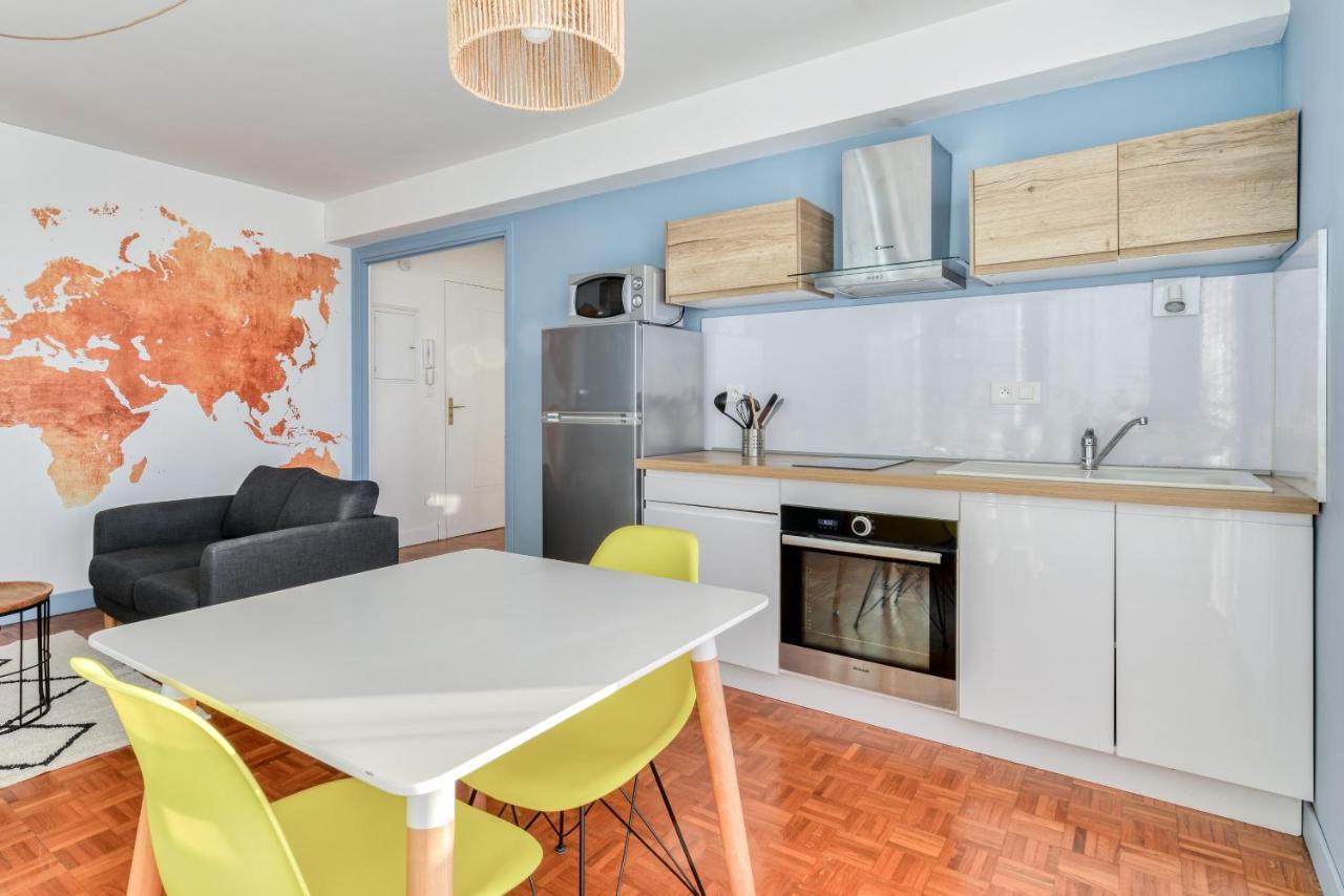 Les Couleurs Du Monde ! Parking Et Balcon Apartment Carcassonne Exterior foto