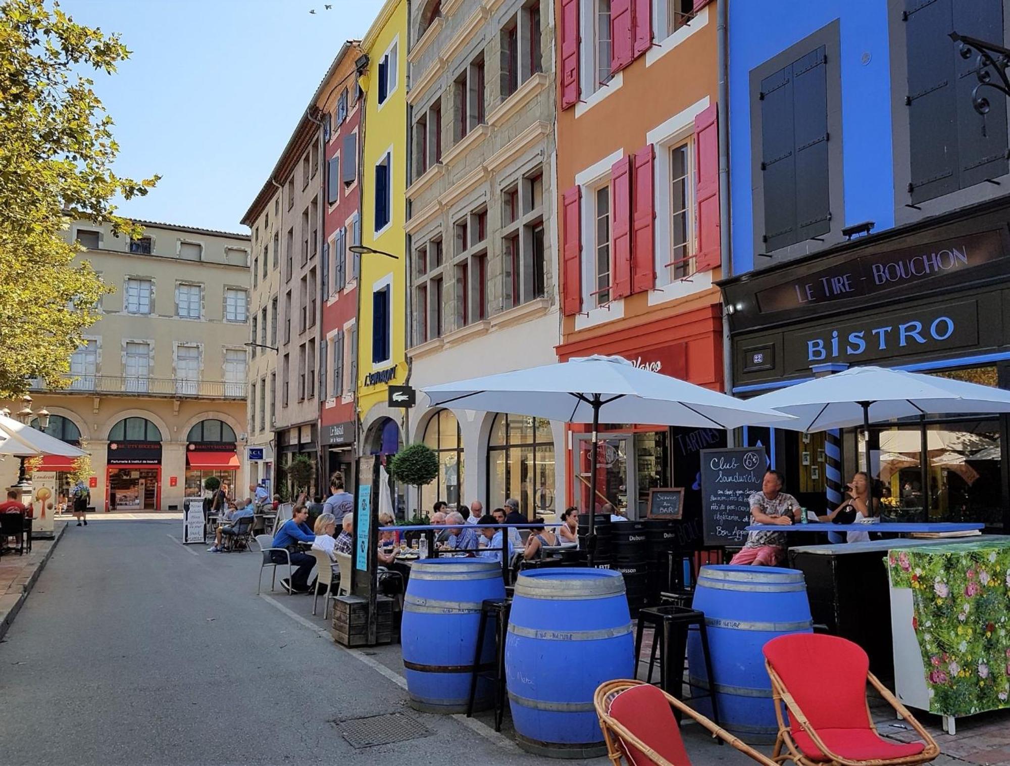 Les Couleurs Du Monde ! Parking Et Balcon Apartment Carcassonne Exterior foto